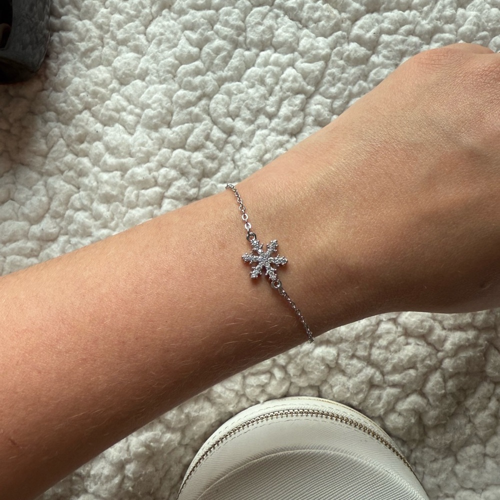 Silver Snowflake Bracelet - Picture 2 of 3